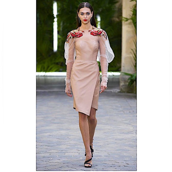 🛍 WELCOME TO OUR PM CLOSET 💖 NEW ITEMS 🛍 + GIFT W/ EACH PURCHASE 🎁 :) - Picture 4 of 15